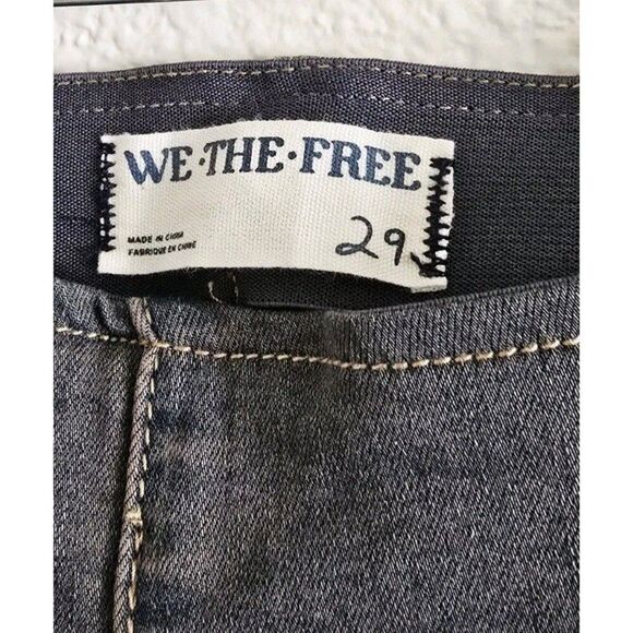 We The Free By FREE PEOPLE Penny Pull-On Flare Jeans 29 - Picture 3 of 10